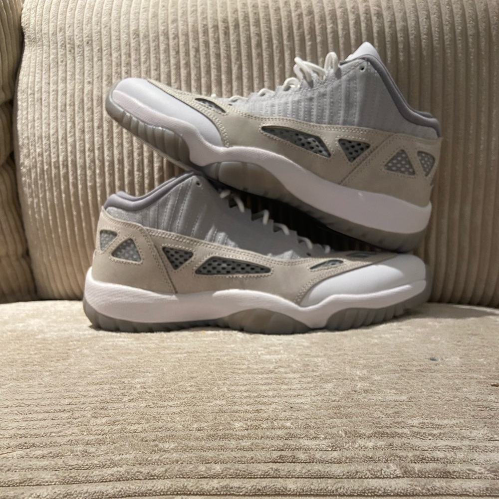 AIR JORDAN 11 LOW RETRO OREWOOD BROWN